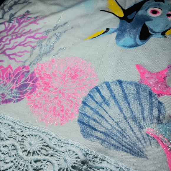 Disney Finding Dory Girls Shirts Multiple Sizes - Picture 4 of 10